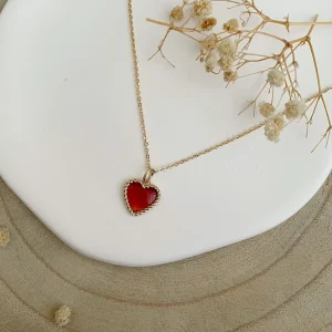 collier et pendentif cœur agate rouge