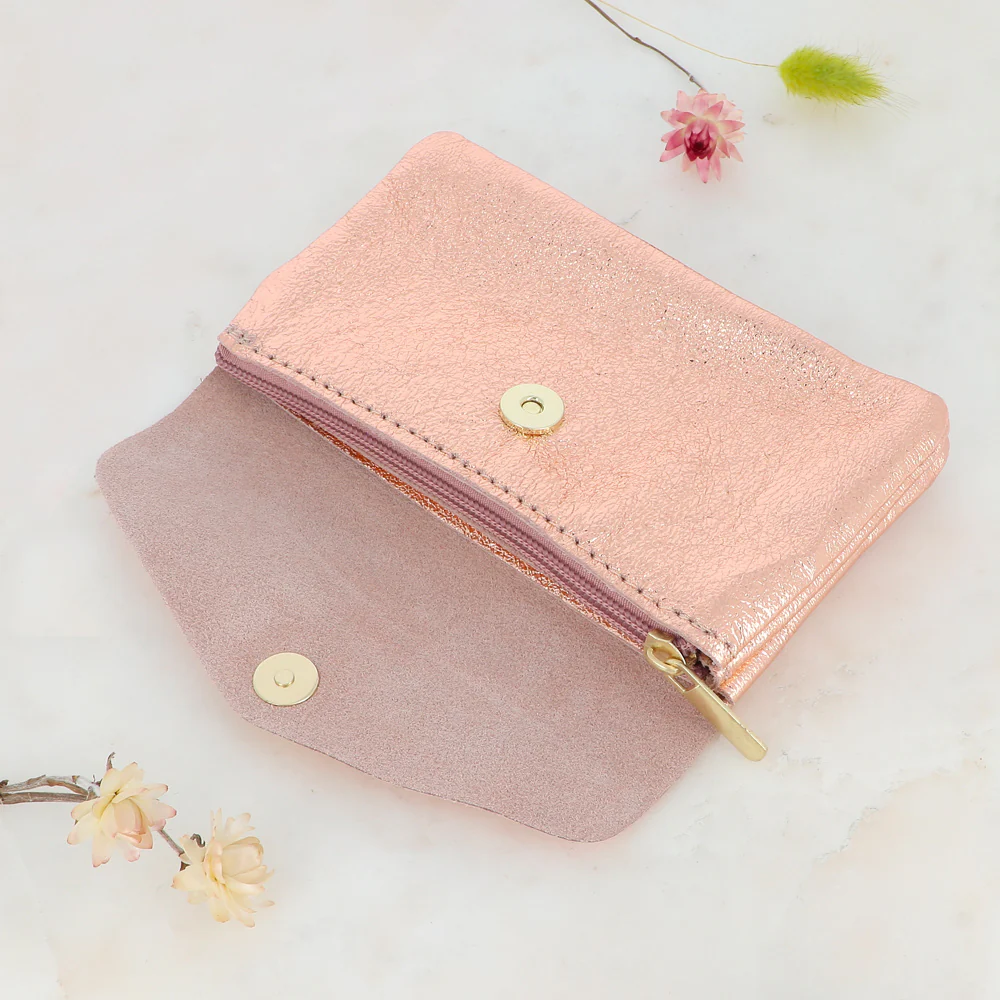 Pochette Barcelone - 1 bouton aimanté, 1 zip et 3 poches – Image 7