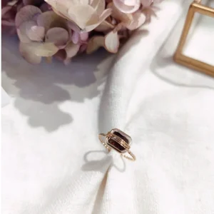 Bague rectangulaire strass