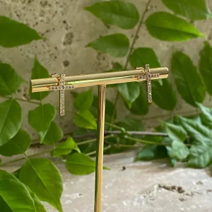 Puce d'oreille Croix strass - gold filed - vendue à l'unité